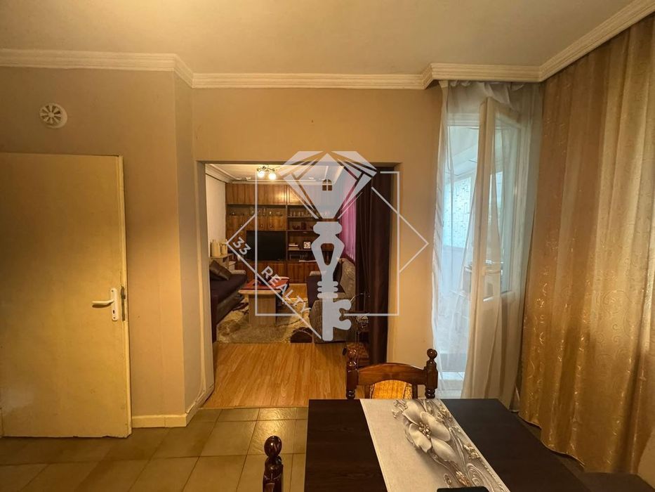 Продава се Тристаен апартамент в Пловдив, Кючук Париж - 107 кв.м за 1636 €/кв.м - Снимка #2