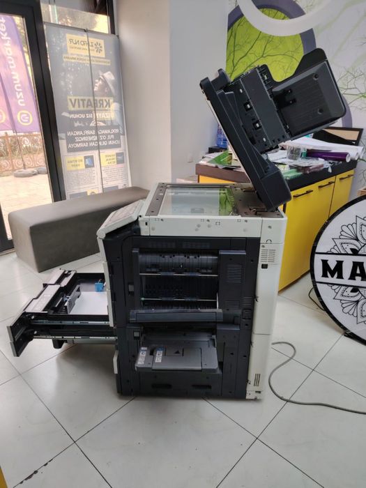 Konika Minolta bezhab C 754 e