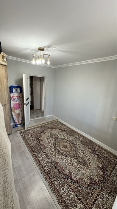 Продам 2х квв. квартиру  Район 11 мкр