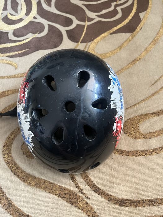 Продам шлем roces