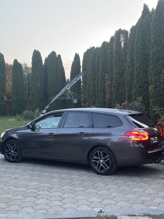 Peugeot 308 * 2015 * Euro 6 * 1.6 D