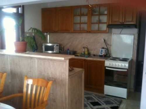 Дава се под наем Тристаен апартамент в Бургас, Сарафово - 120 кв.м за 200 € - Снимка #3