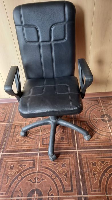 Стул для маникюра