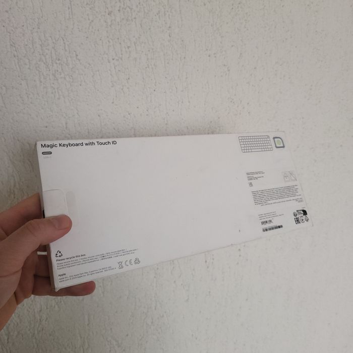 Tastatura apple magic keyboard cu touch id