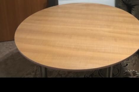 Стол круглый обеденный