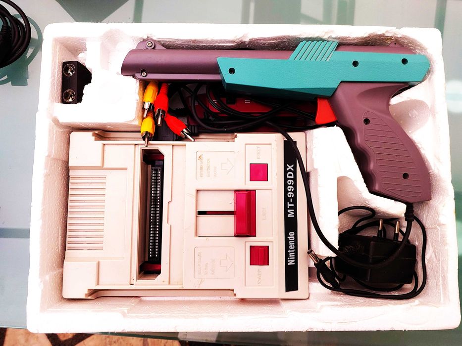 Стара телевизионна игра Nintendo MT 999 DX 100% Оригинална окомплектовка Колекционерска