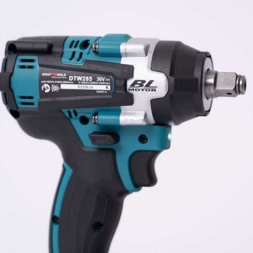 Акмулаторен Безчетков гайковерт KraftWorld с 2 батерии