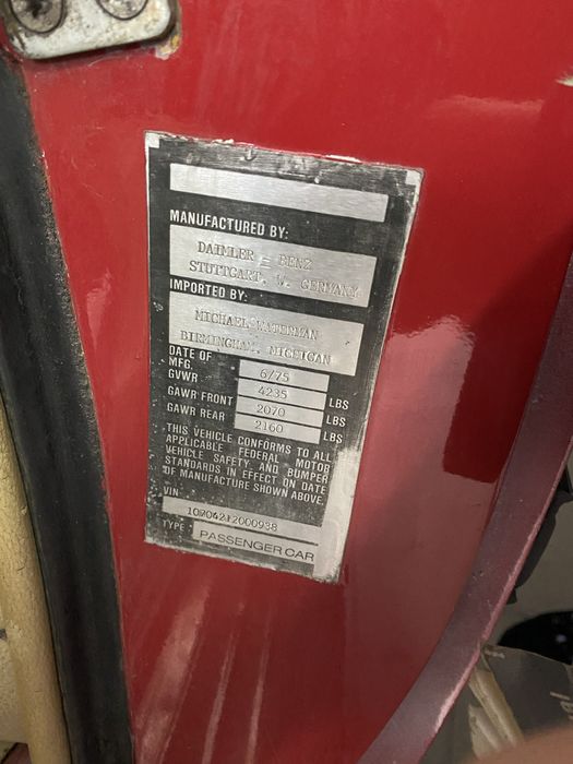 Mercedes-Benz 280SL AMG