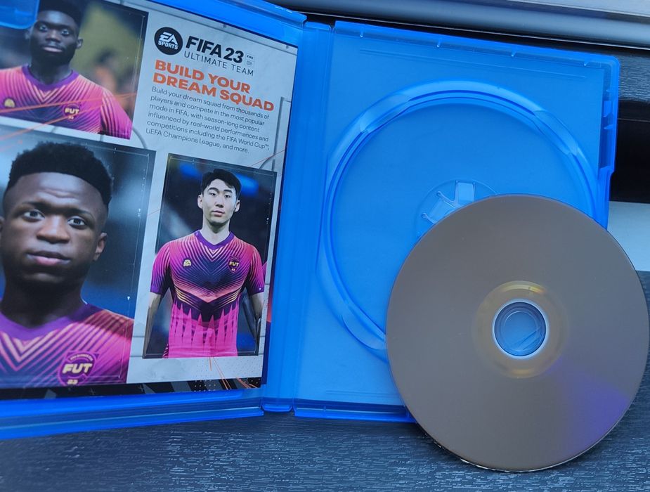 Продавам FIFA 23