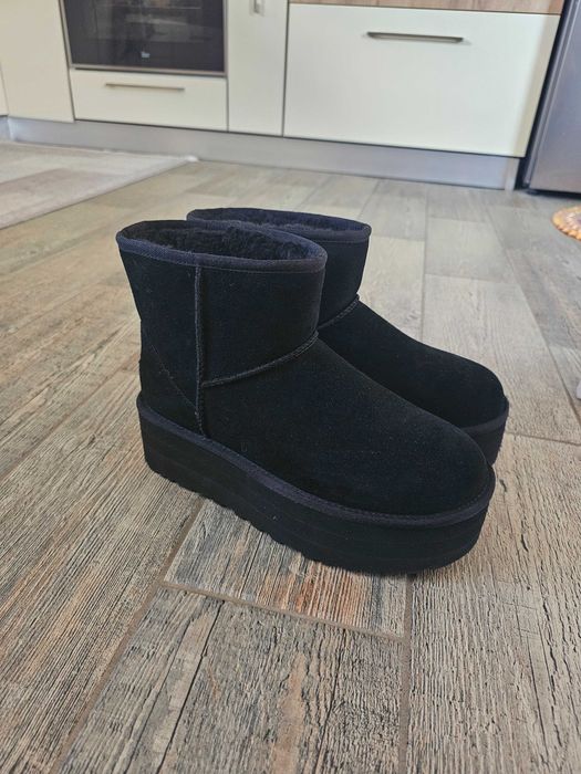 UGG ботуши, номер 40, нови