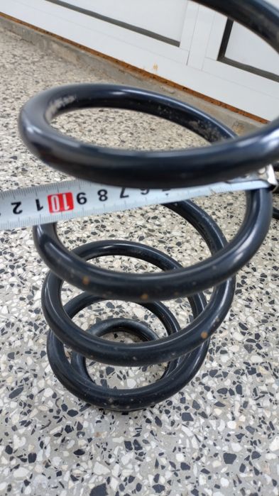 Пружини за Пасат комби б7