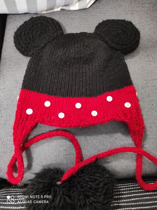 Плетена шапка Мини Маус