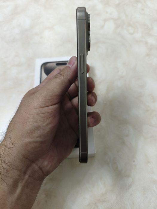 Iphone 15pro max Natural titanium 256GB Ideal