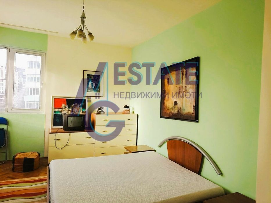 Продава се Двустаен апартамент в Бургас, Лазур - 65 кв.м за 1091 €/кв.м - Снимка #4