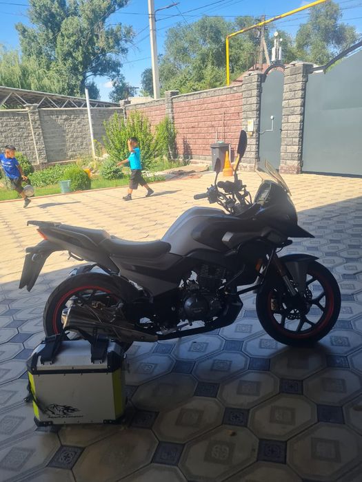 Продам эндуро мотоцикл Dayun Titan 200
