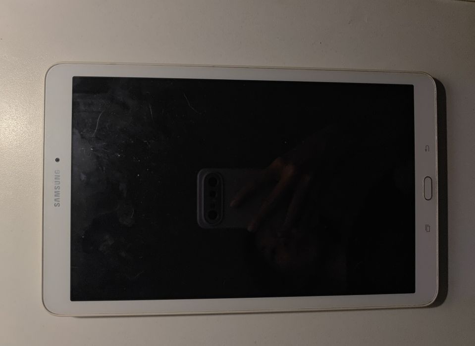 Samsung Galaxy Tab E 32 ГБ
Продаю Samsung Galaxy Tab E на 32 ГБ.

Пла