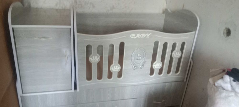 Продается детская кроватка,