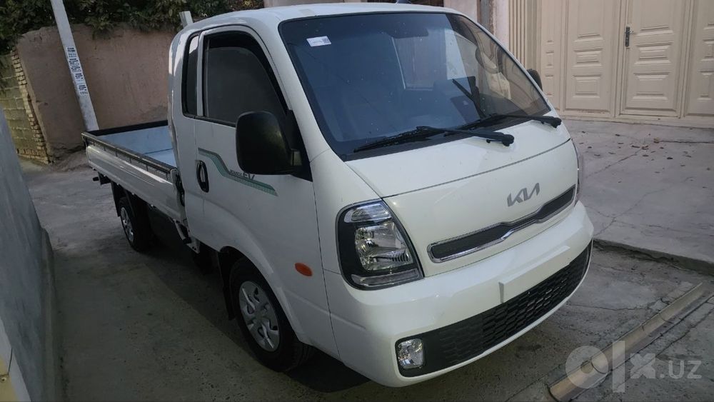 Kia bongo elektromobil probeg 30 ta kraska bolgan emkost 98%