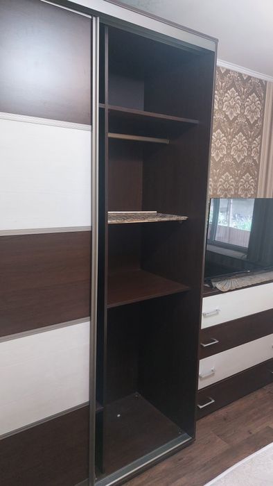 Шифонер купе очень хорошего качества