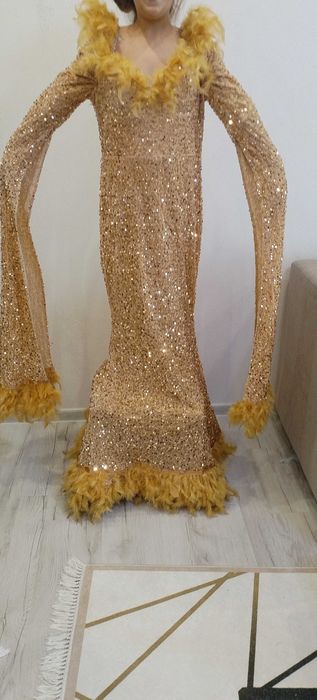 Официална рокля за повод