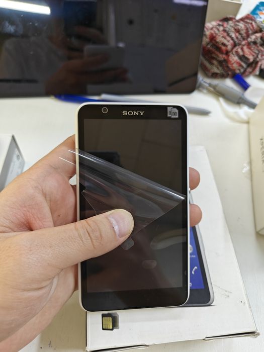 Sony Xperia E4 продам