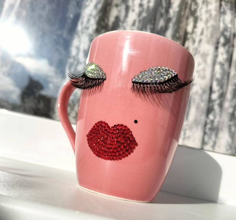 Кружки, чашки со стразами