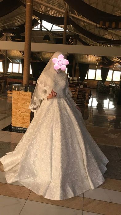 Свадебное платье в идеальном состоянии.