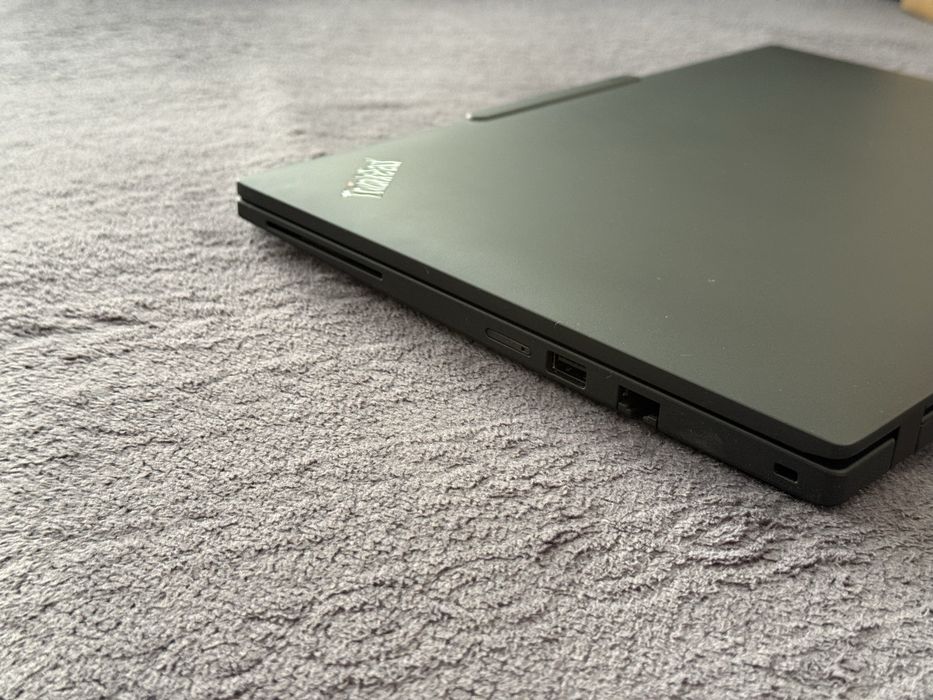 НОВ Лаптоп 14.5’ 2.8K  OLED Touch 120HZ Ryzen AI 7 Pro 350 64GB DDR5 Lenovo Thinkpad P14s Gen6 Radeon 860M 1TB SSD