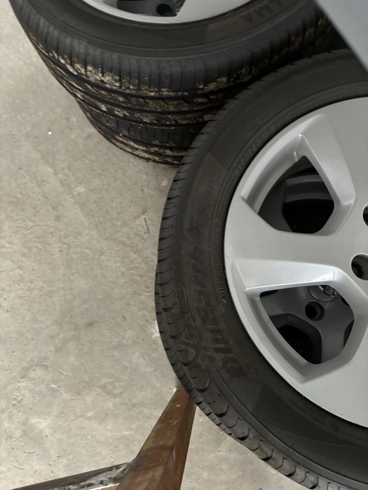 Диска с шинамы 205/55/16