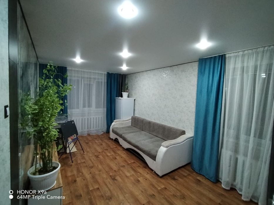 Продам квартиру 3 комнатную