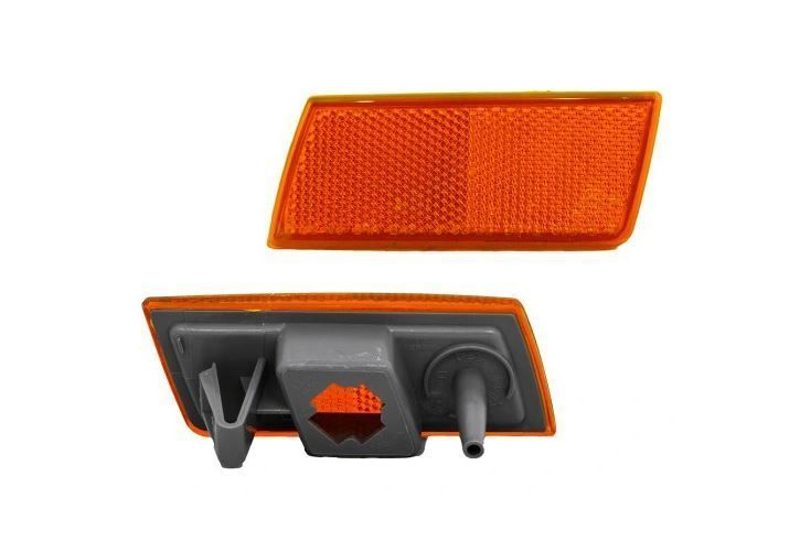 Lampa semnalizare fata Chrysler 300C (LX), 09.2004-04.2011, partea Stanga, TYC, Tip=USA; tip bec W5W; galben; cu dulie bec;