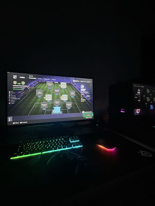 PC Gaming High-End AM5 / RTX 5060 Ti 16GB / 32GB DDR5 / Garanție PC Garage