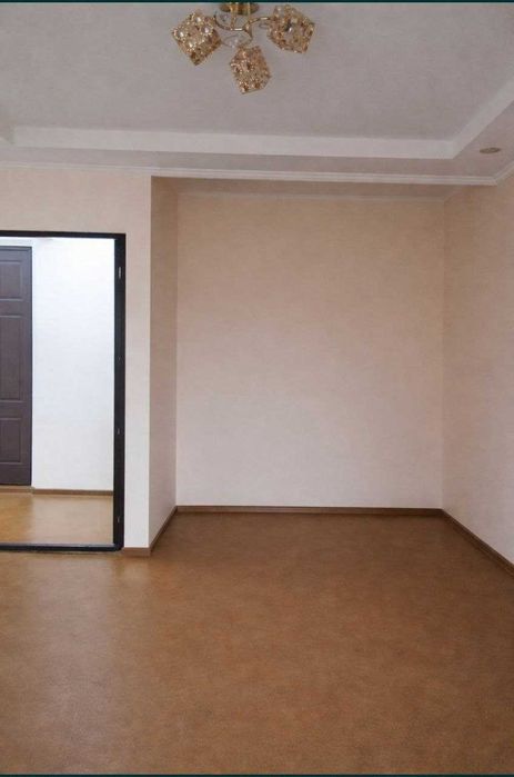 Продаётся 1 комнатная квартира, 3 м/р, Чирчик