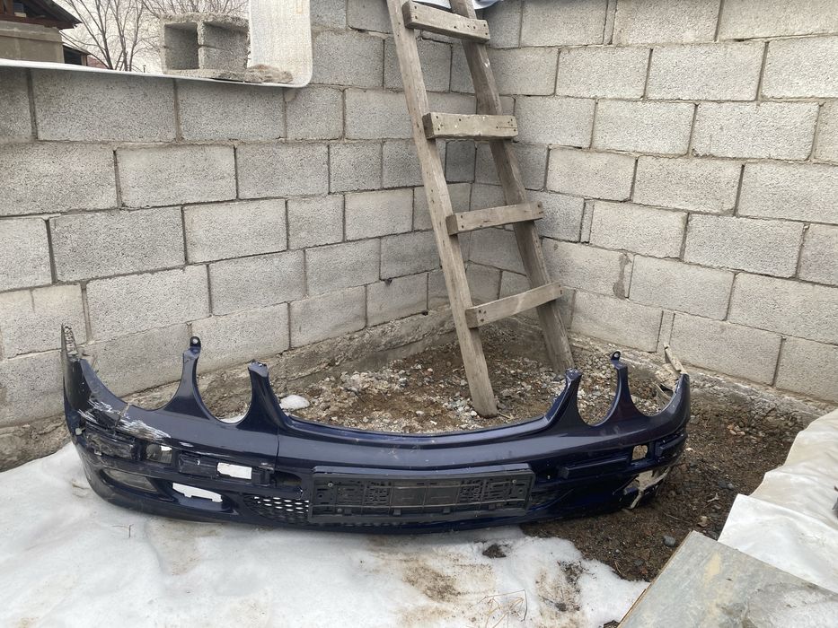 Продам бампер от w211