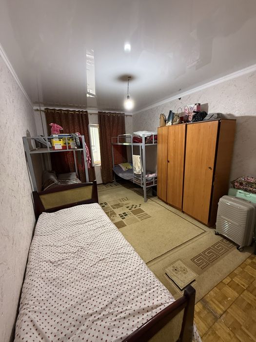 Sotiladi 3 xona 2 etaj