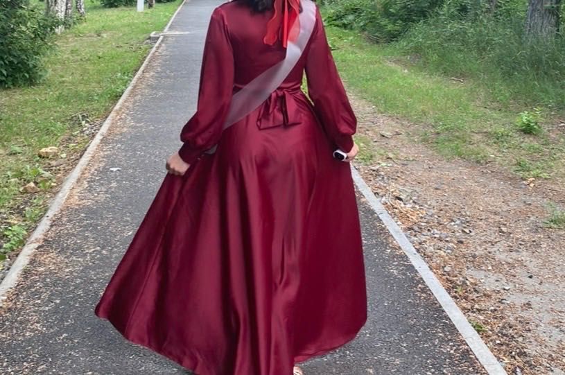 Продам платье для выпускного