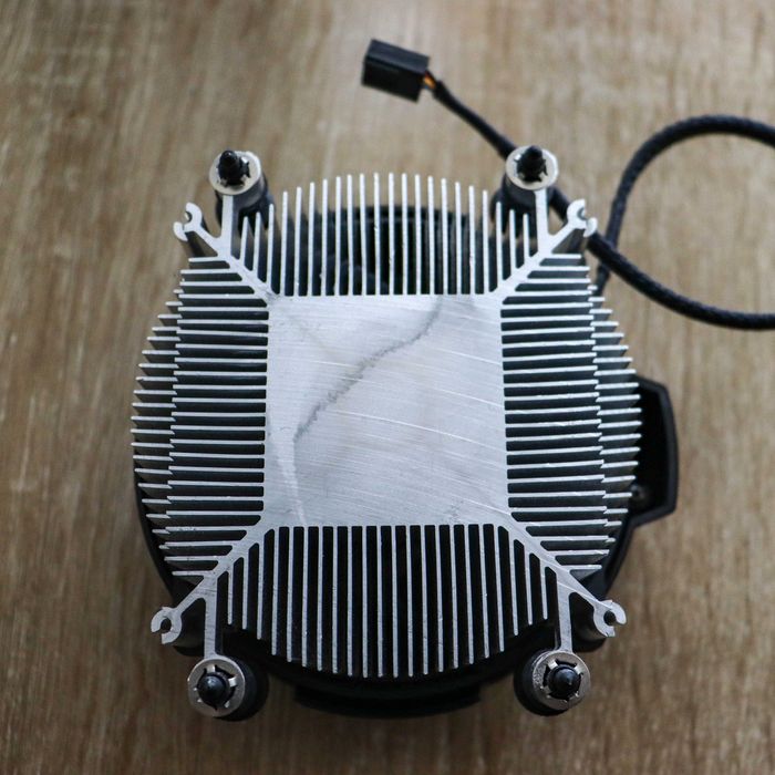 Cooler procesor AMD Wraith Stealth