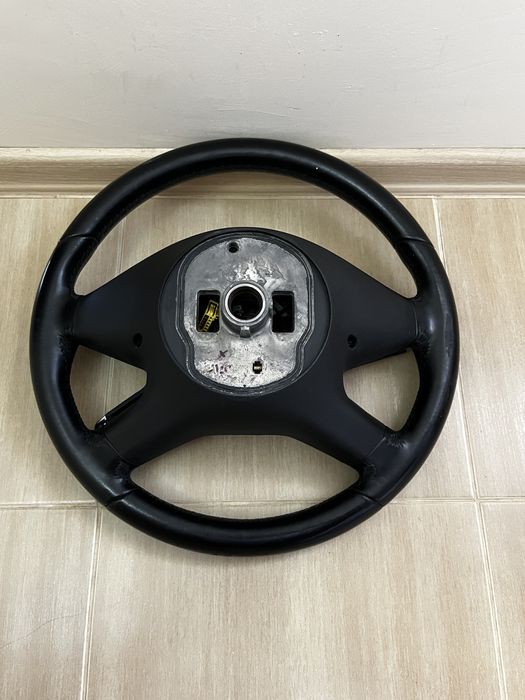 Волан и бег за Мерцедес w212 без пера.