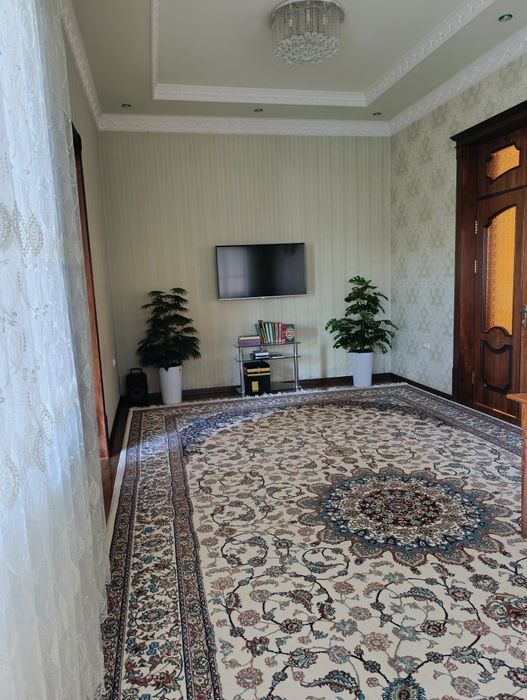 Продаётся дом. Срочно 8 соток