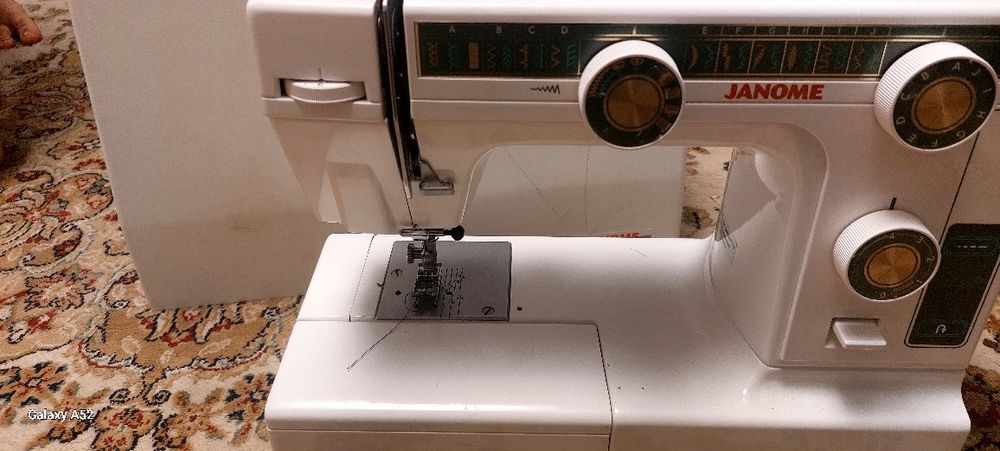 Janome   продам  срочно