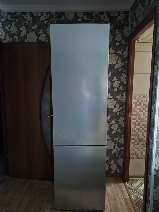 Холодильник/морозильник BOSCH