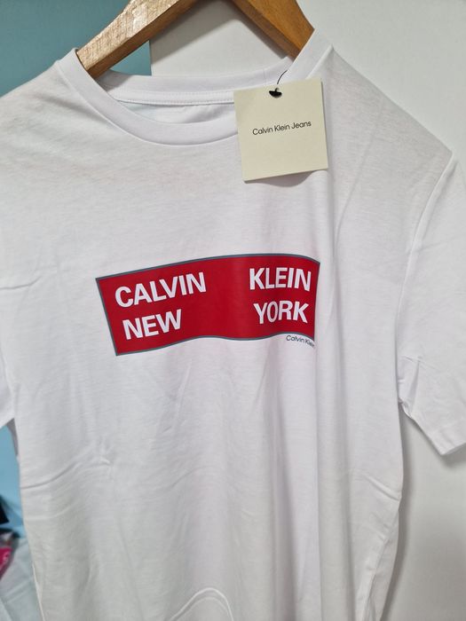 Calvin Klein,нова