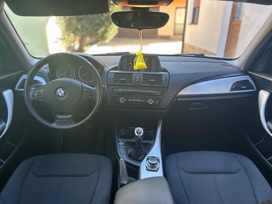 De vanzare BMW  serie 1   An 2013  116 D Alb perlat