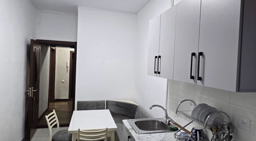 Сдается 3/3/9 Метро Айбек