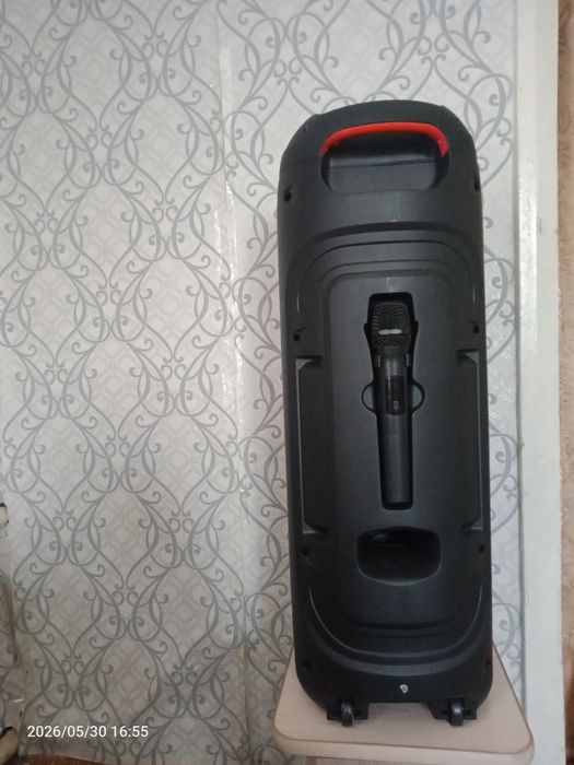 Блютуз колонка продам срочно 7к