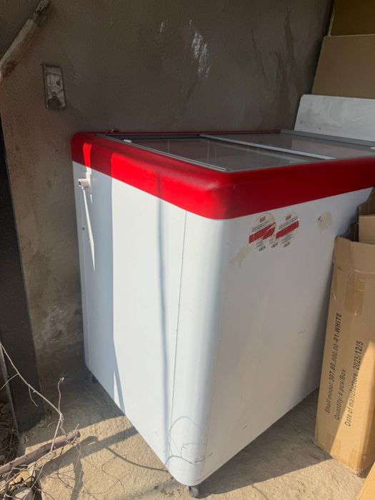 Морозильник продам срочно