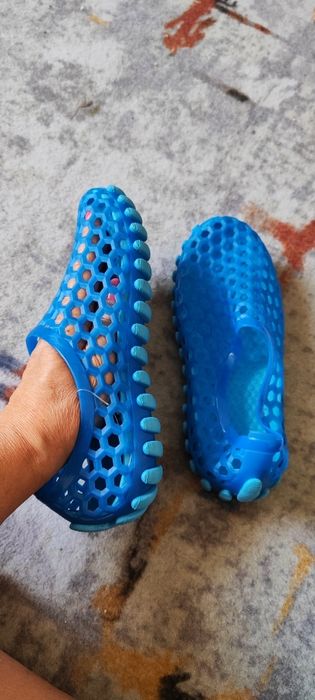 Обувь для бассейна,пляжа