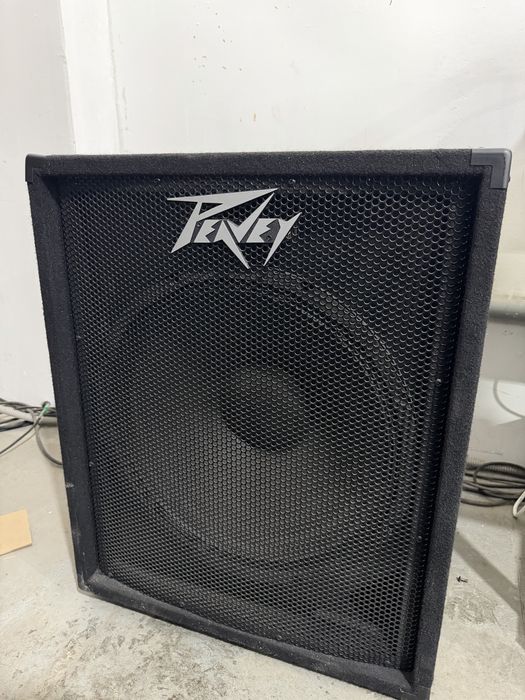 Продам эстрадную аппаратуру peavey