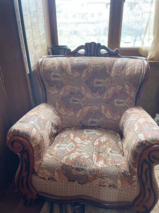 Диван для гостиной