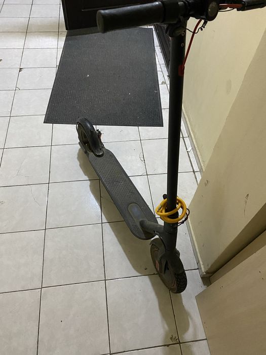 Самокат электро в отличном состоянии